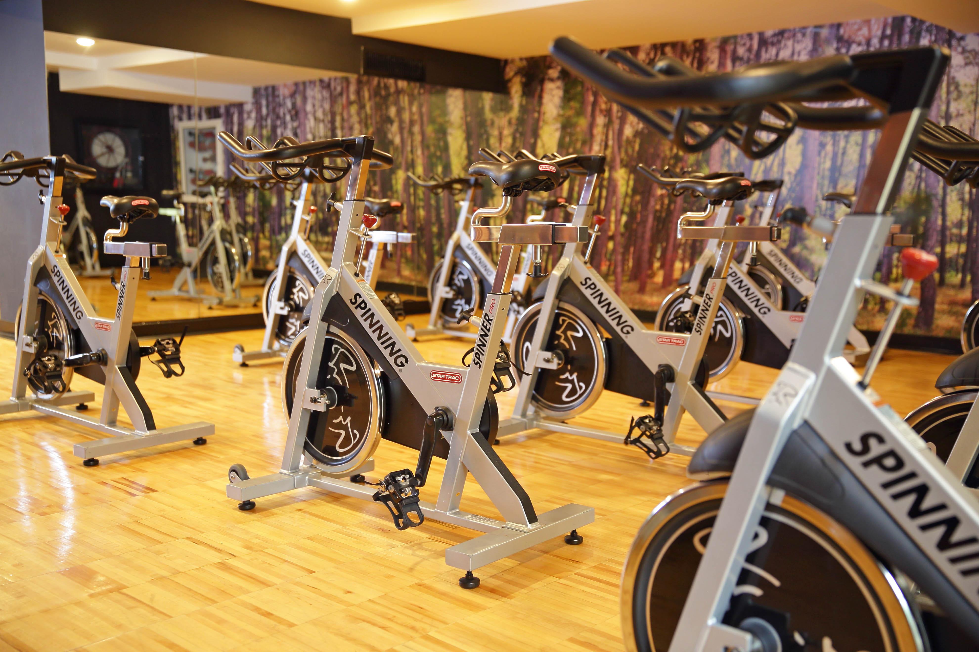 Sheraton Grand Panama Exteriér fotografie A typical indoor cycling studio