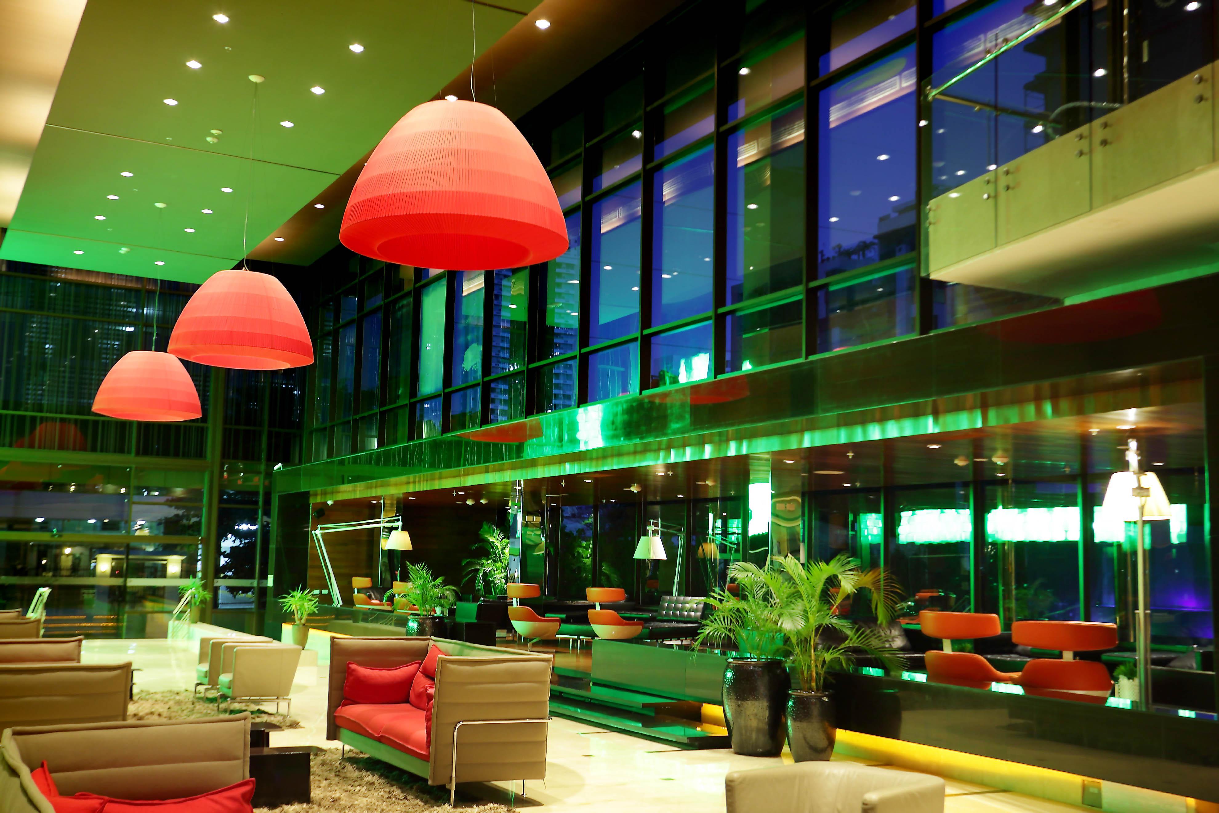Sheraton Grand Panama Exteriér fotografie The lobby of the hotel